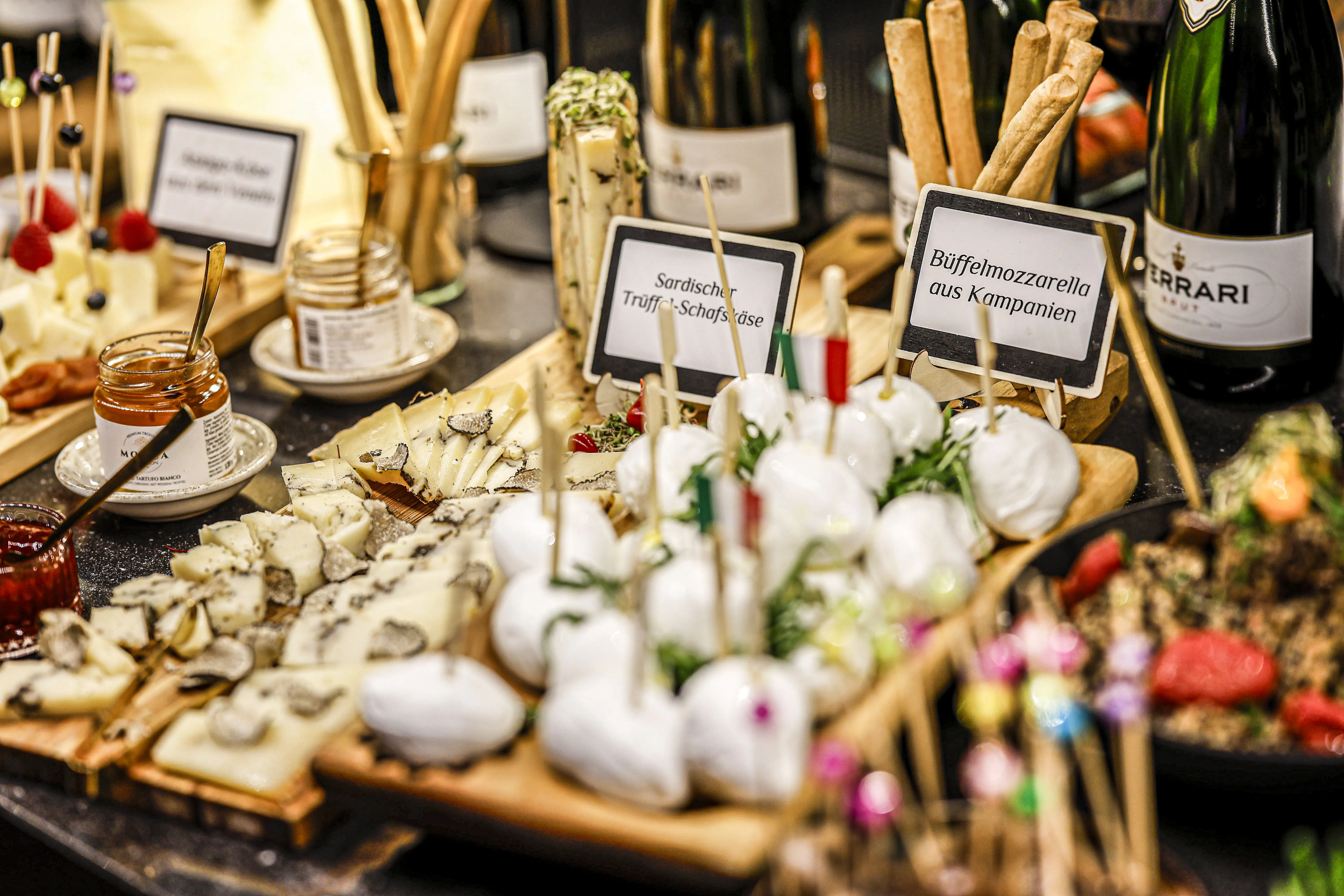 Italienische Antipasti bei L'Aperitivo